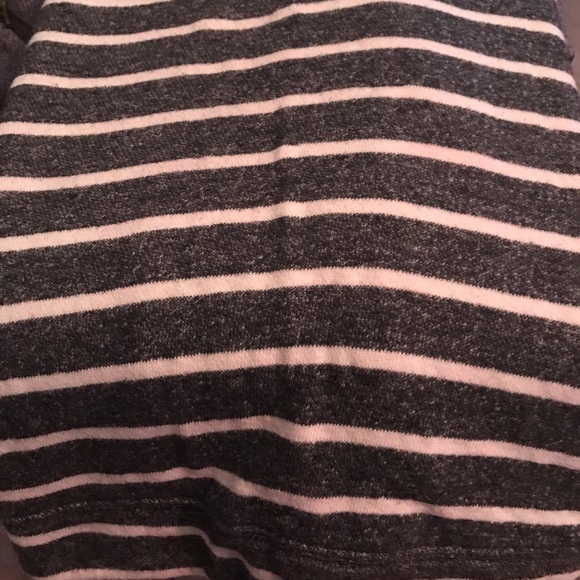 Loft Bundle of 2 sweaters - Picture 3 of 5